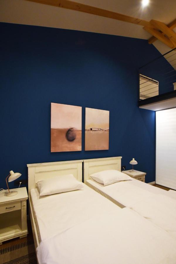 Bed&Breakfast Monte Rosso Porec Exterior photo